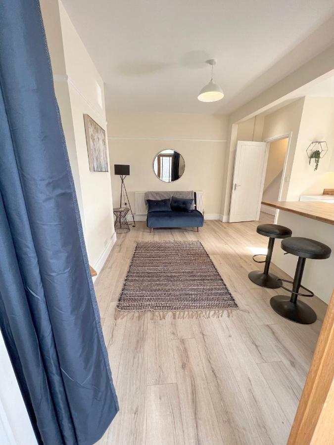 1 Ashford Road Guest house Redhill (Somerset)
