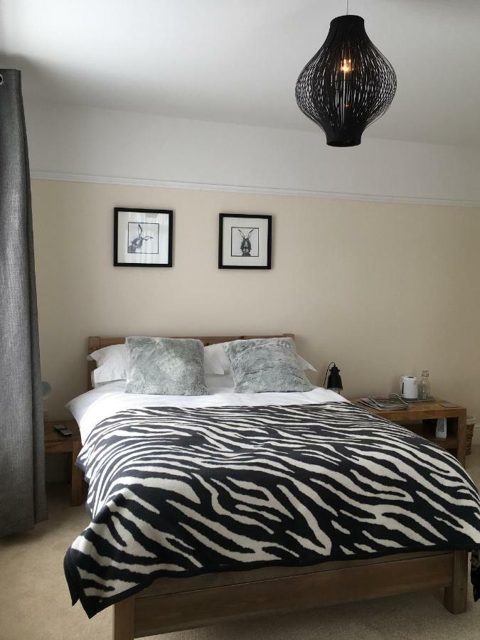 1 Ashford Road Redhill (Somerset)
